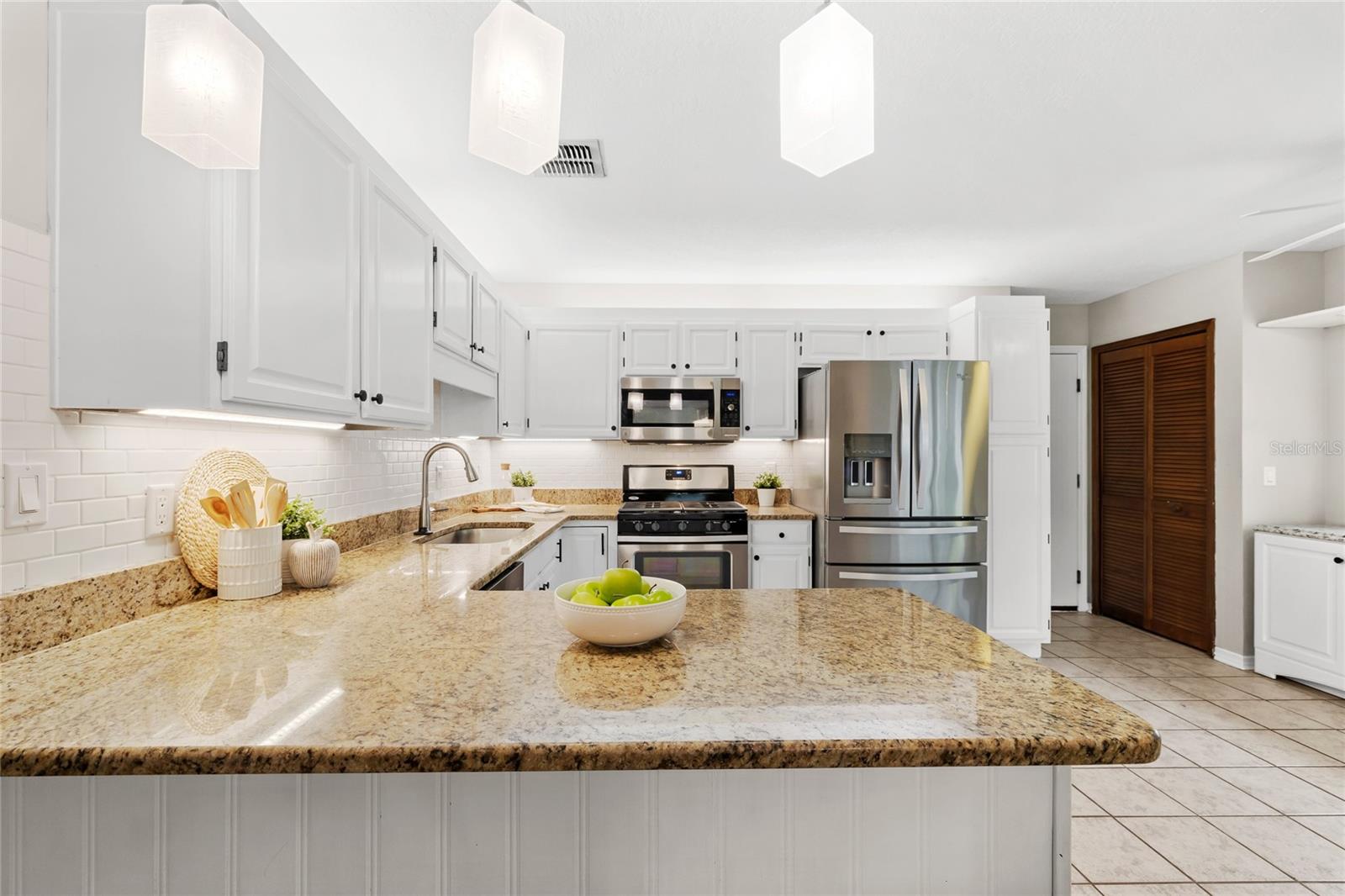 HYDE PARK - Residential