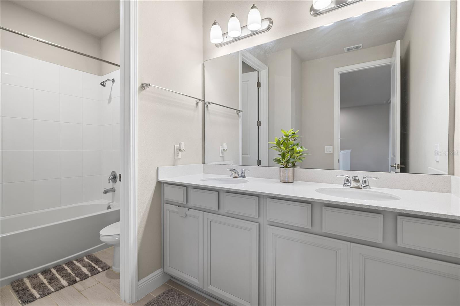 VILLAGES/MINNEOLA HILLS PH 1B - Residential