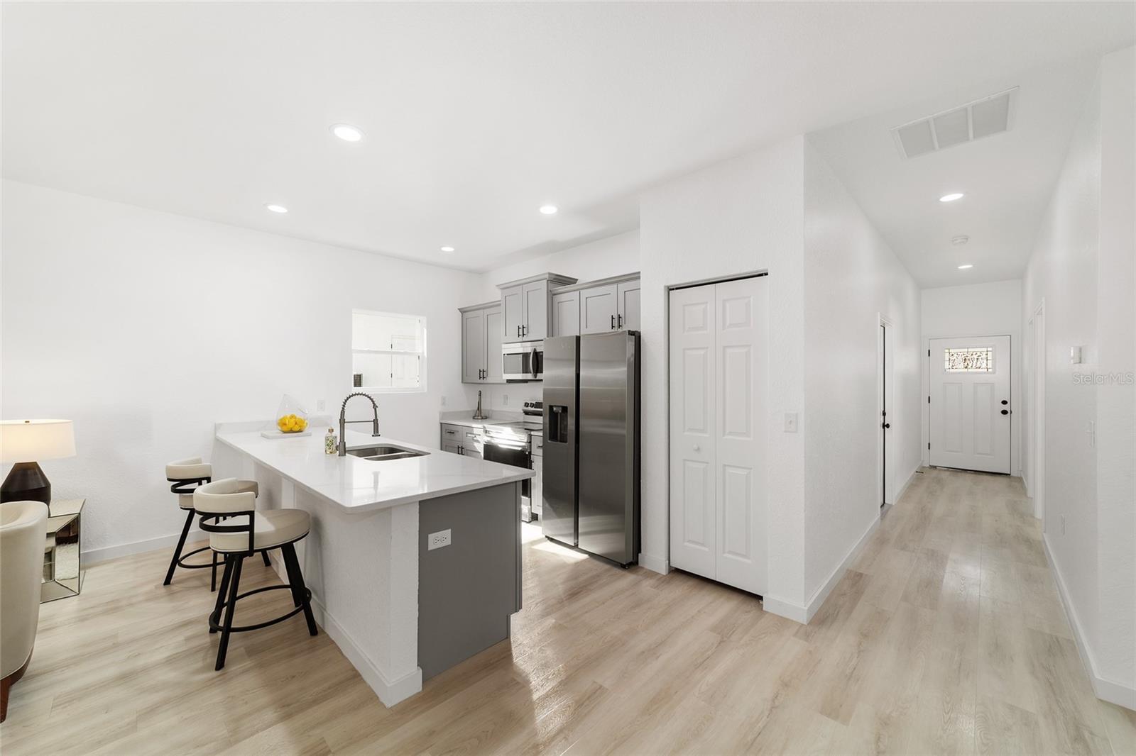 SABAL PARK - Residential