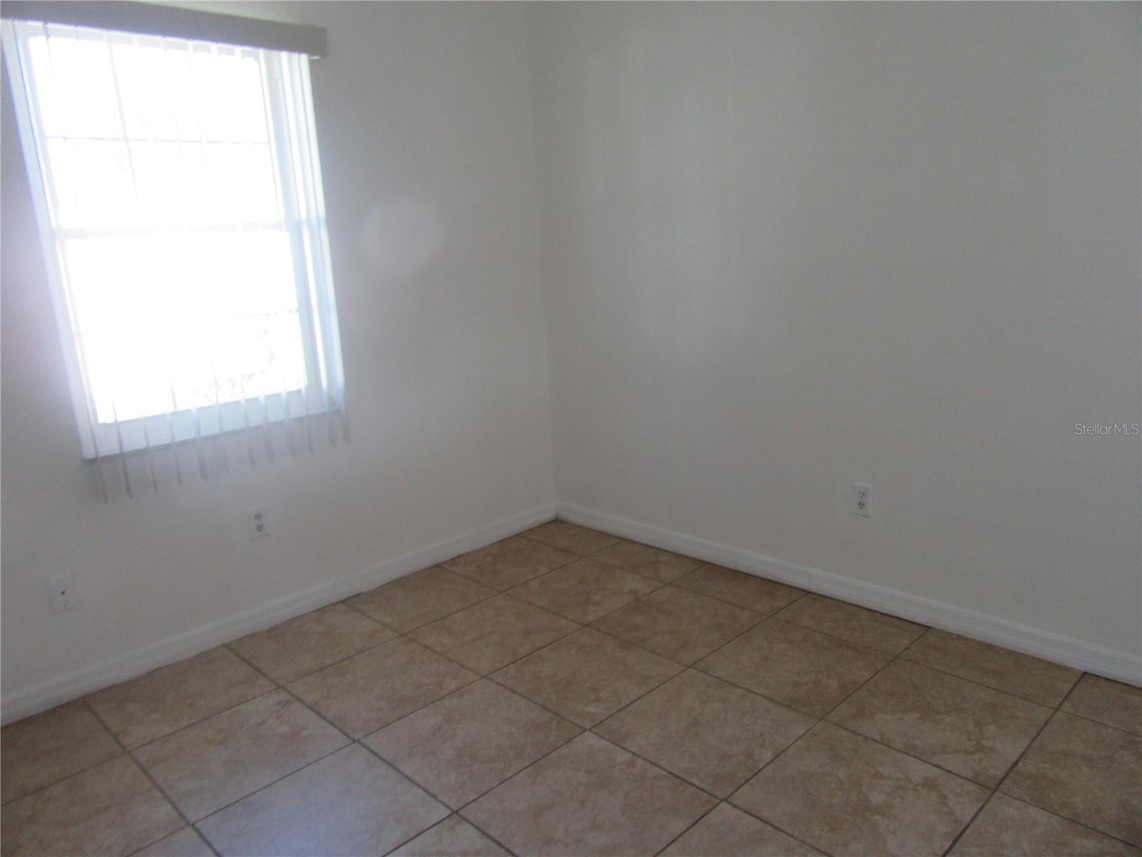 SILVER SPGS SHORES UN 17 - Residential