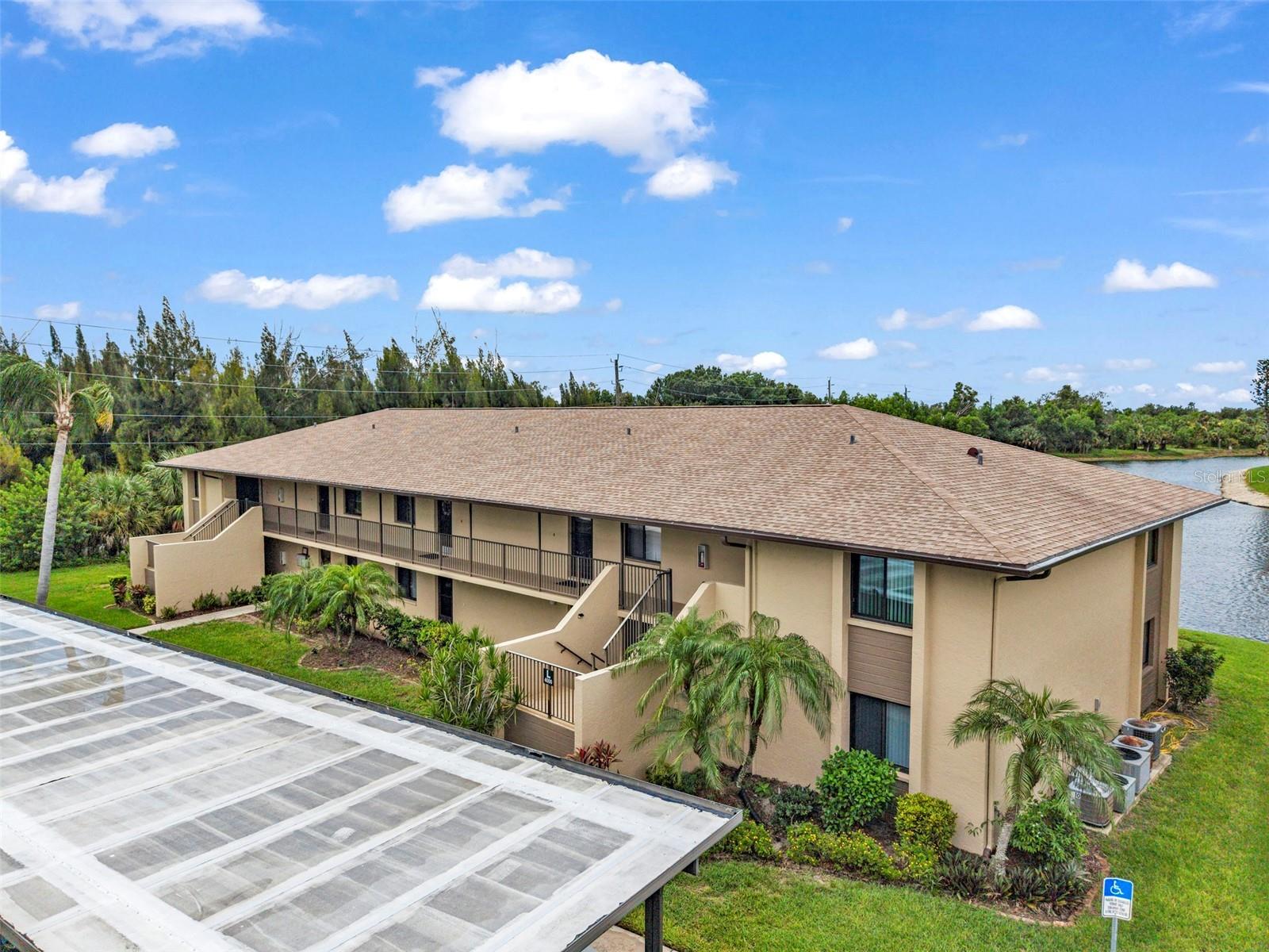 4000 OAKVIEW DRIVE L4