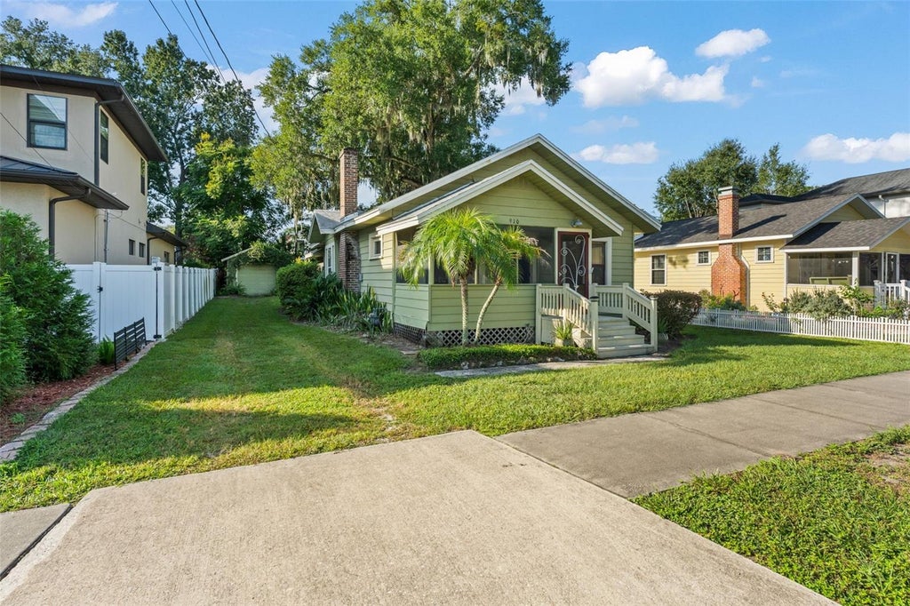 Photo of 910 Shady Lane Drive, Orlando, FL 32804 (MLS # O6445289)