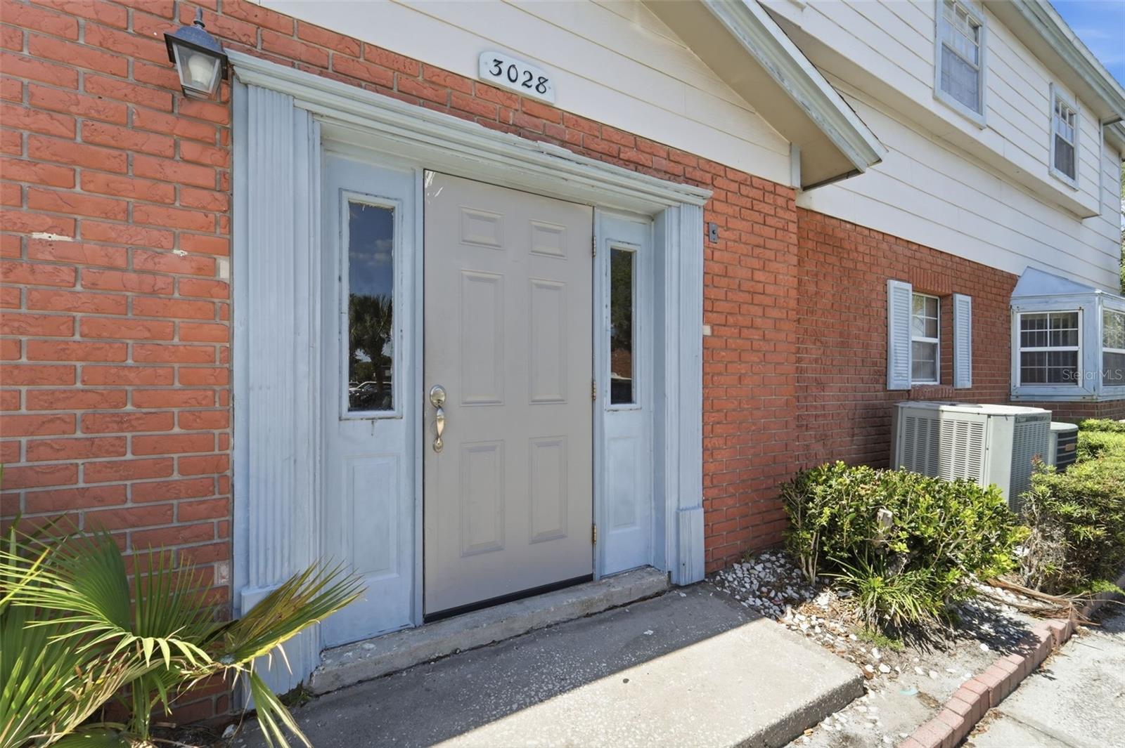 COLONIES - Residential