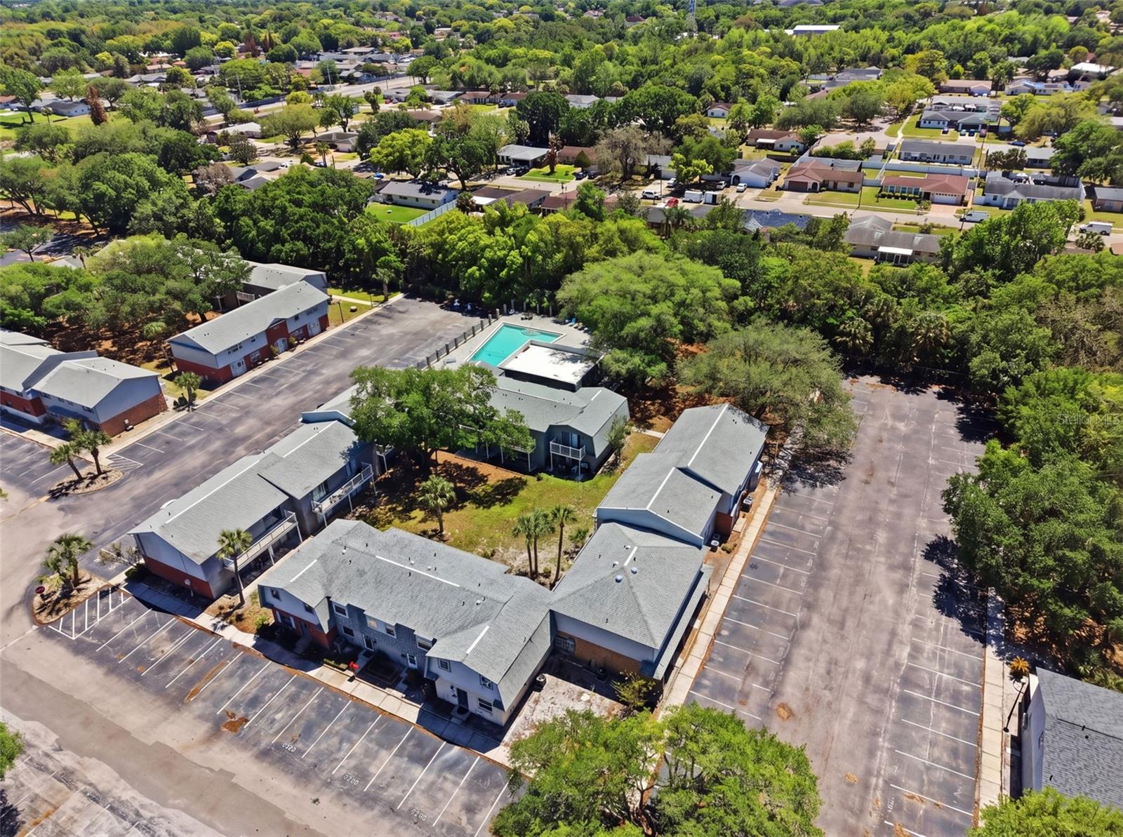 COLONIES - Residential