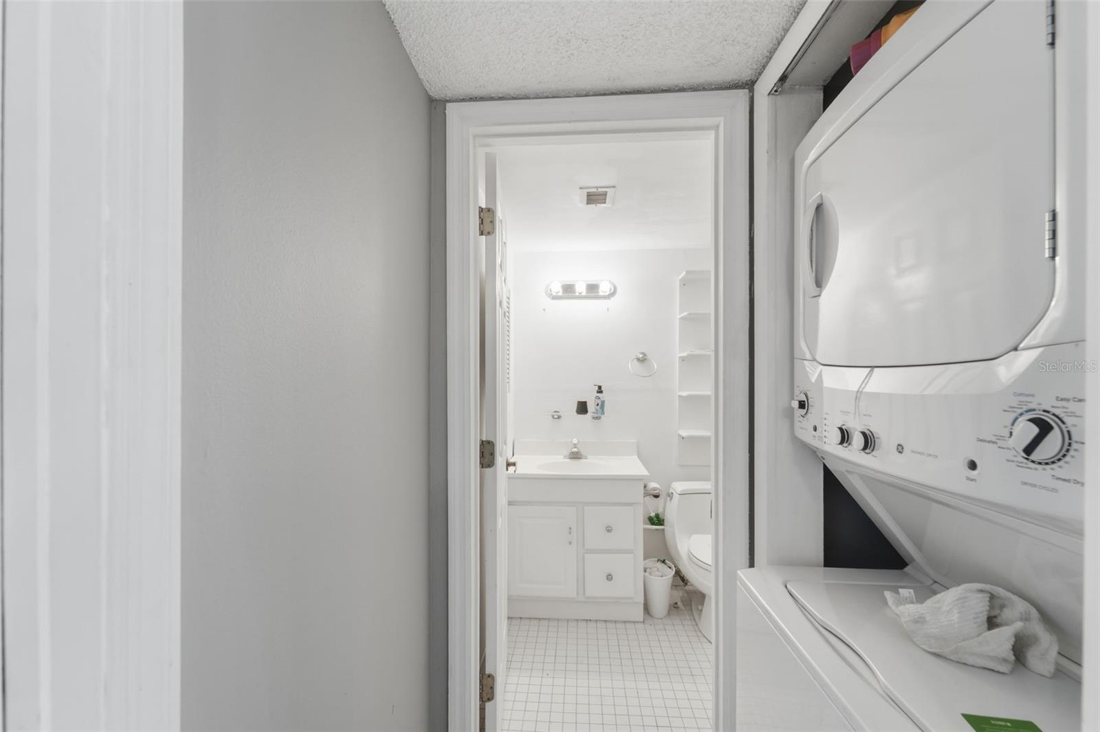 COLONIES - Residential