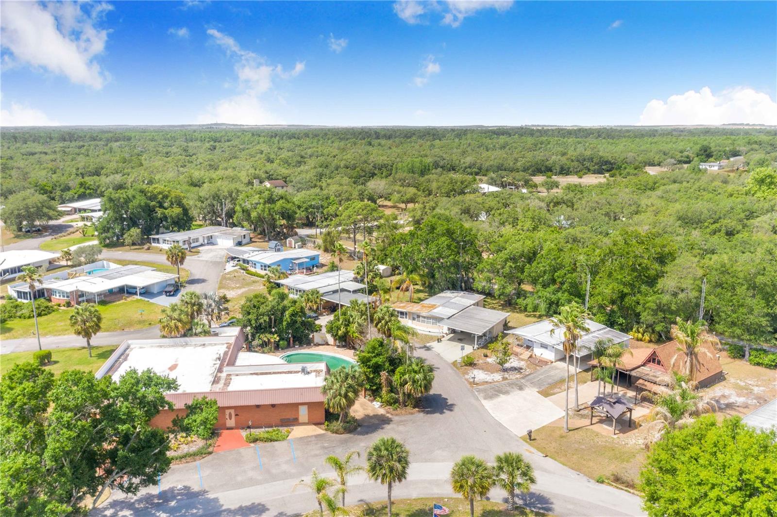 SUN-AIR COUNTRY CLUB - Residential