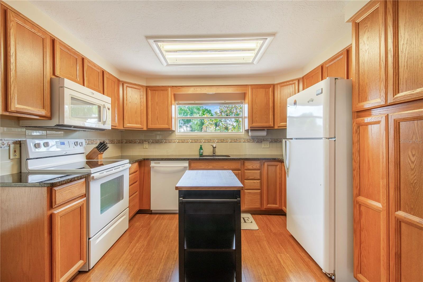 SUN-AIR COUNTRY CLUB - Residential