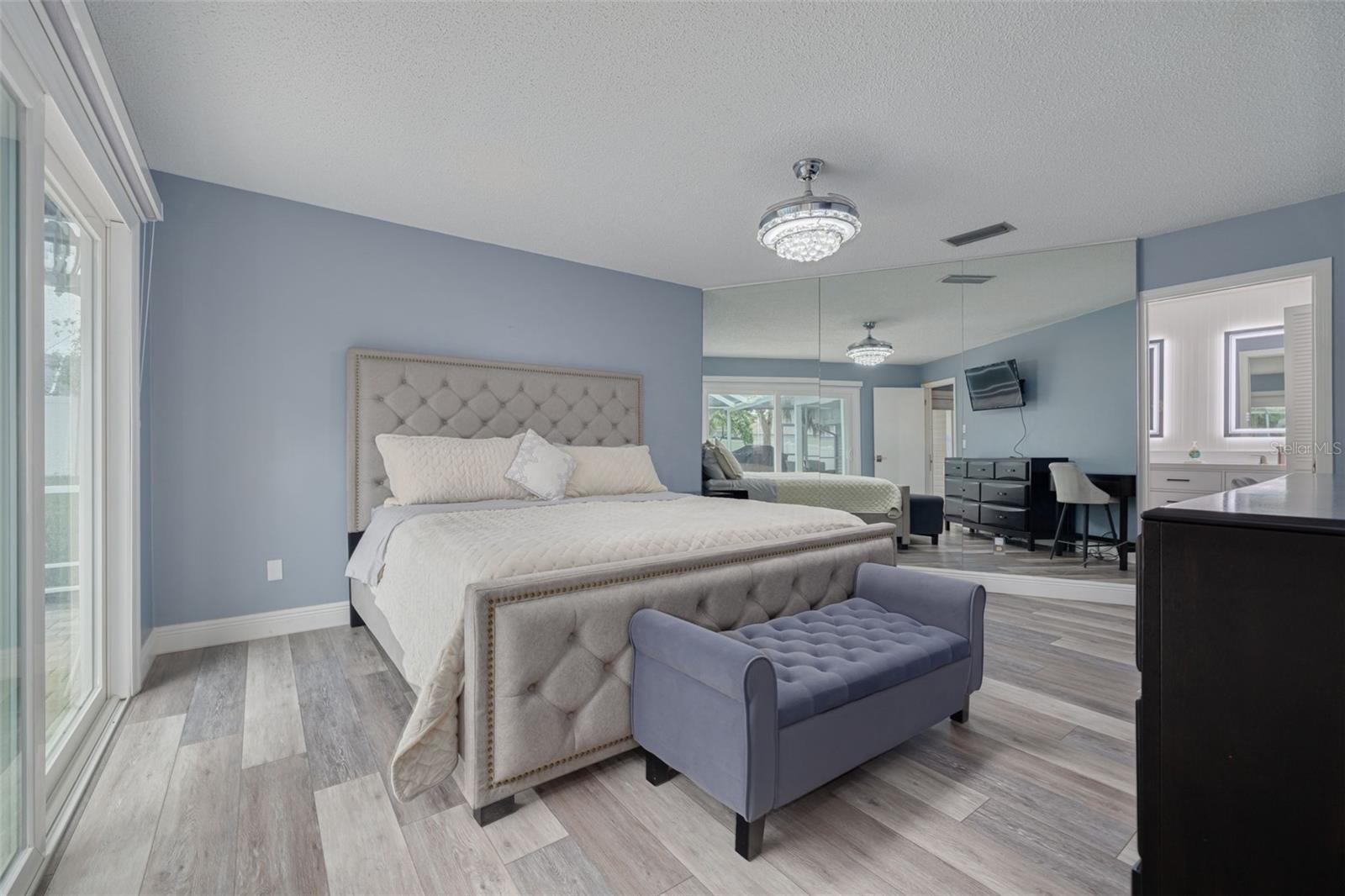 3088 ENISGLEN DRIVE