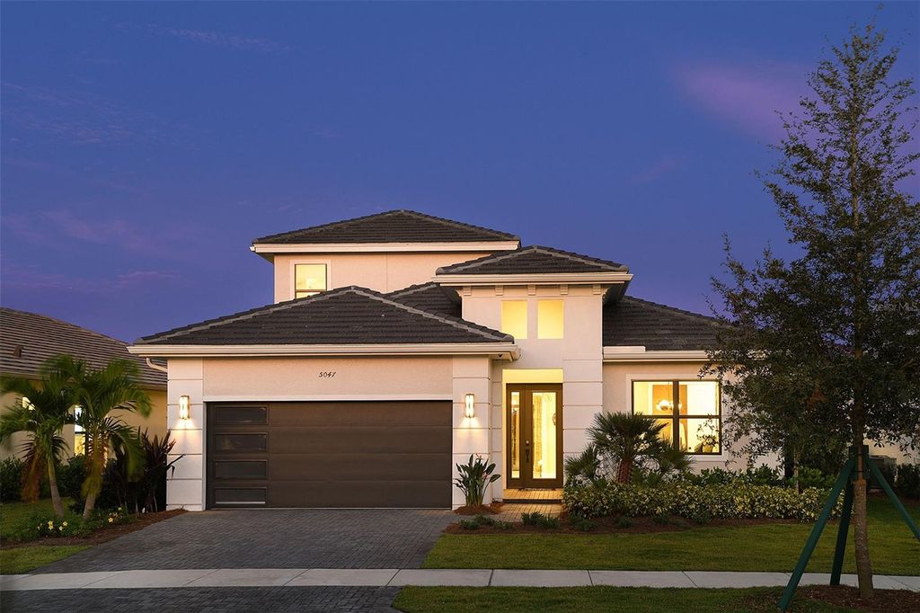 Photo of 18123 Cresswind Terrace, Lakewood Ranch, FL 34211 (MLS # W7880774)