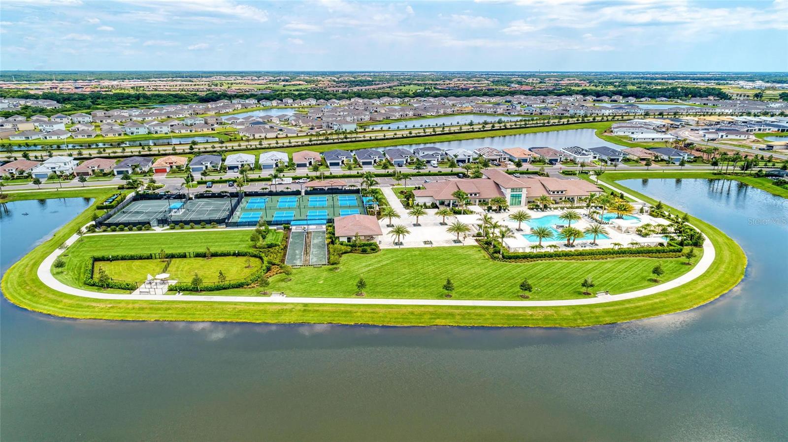 CRESSWIND LAKEWOOD RANCH - Residential