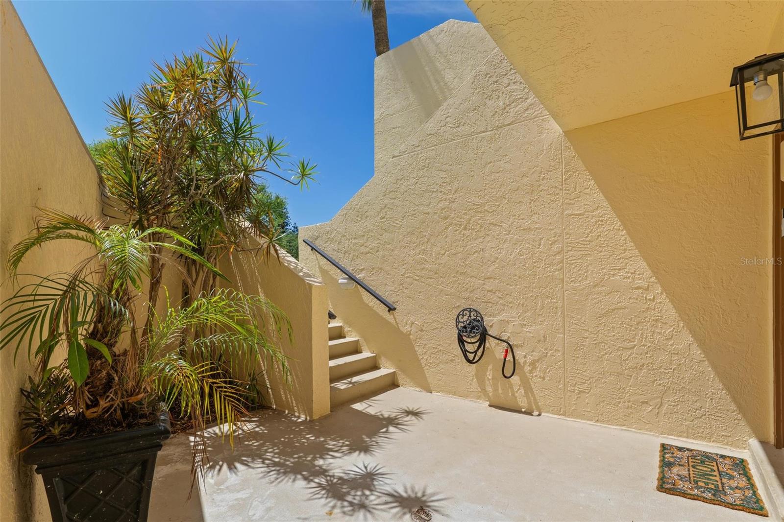 SEAPOINTE TERRACE CONDO - Residential