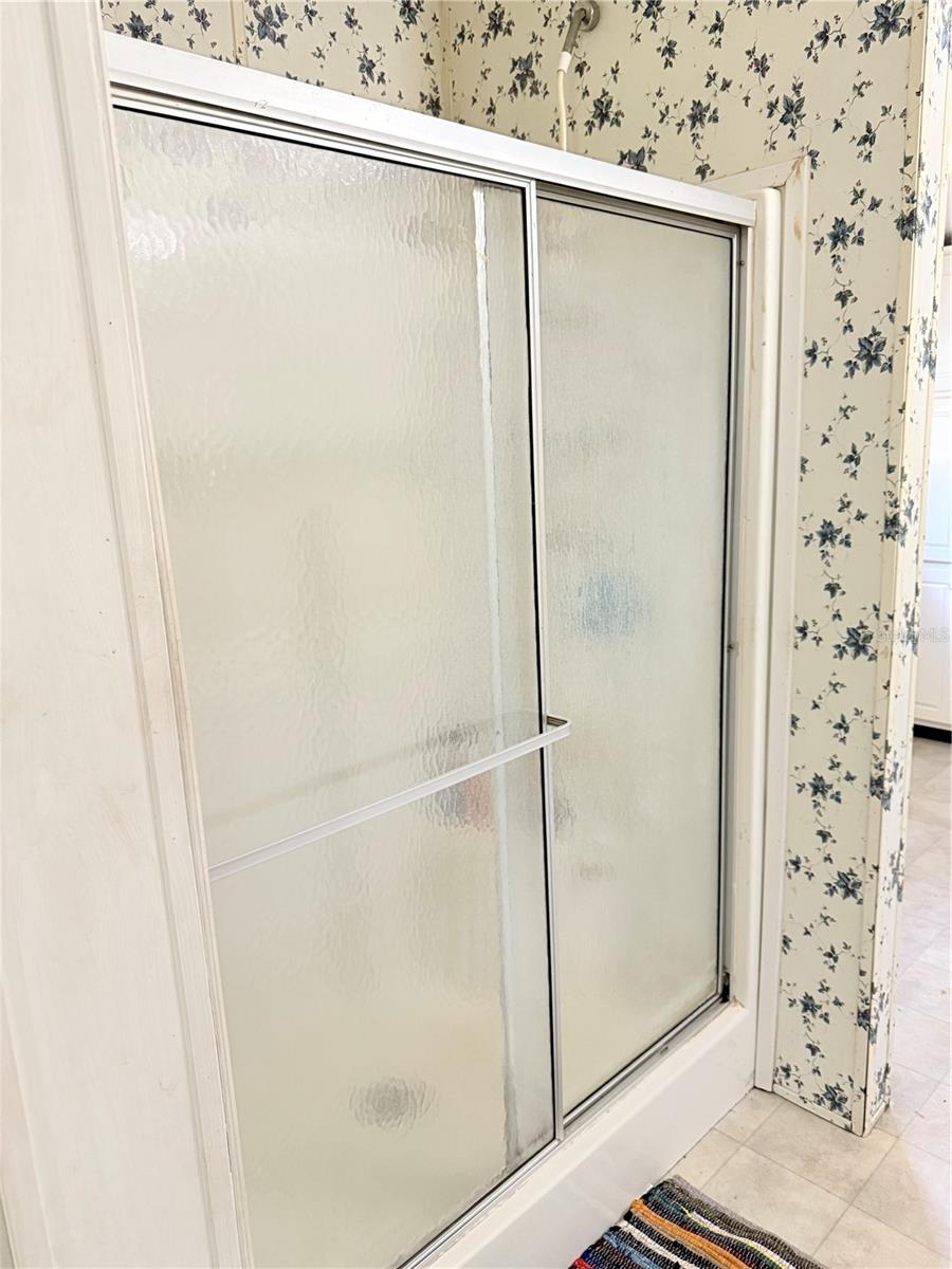 MEADOWBROOK RANCHES - Residential