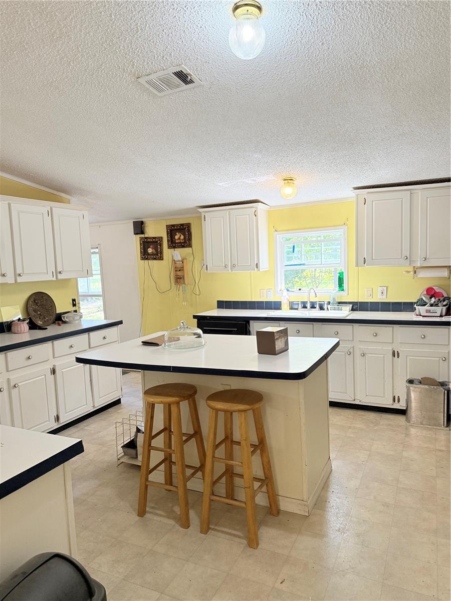 MEADOWBROOK RANCHES - Residential