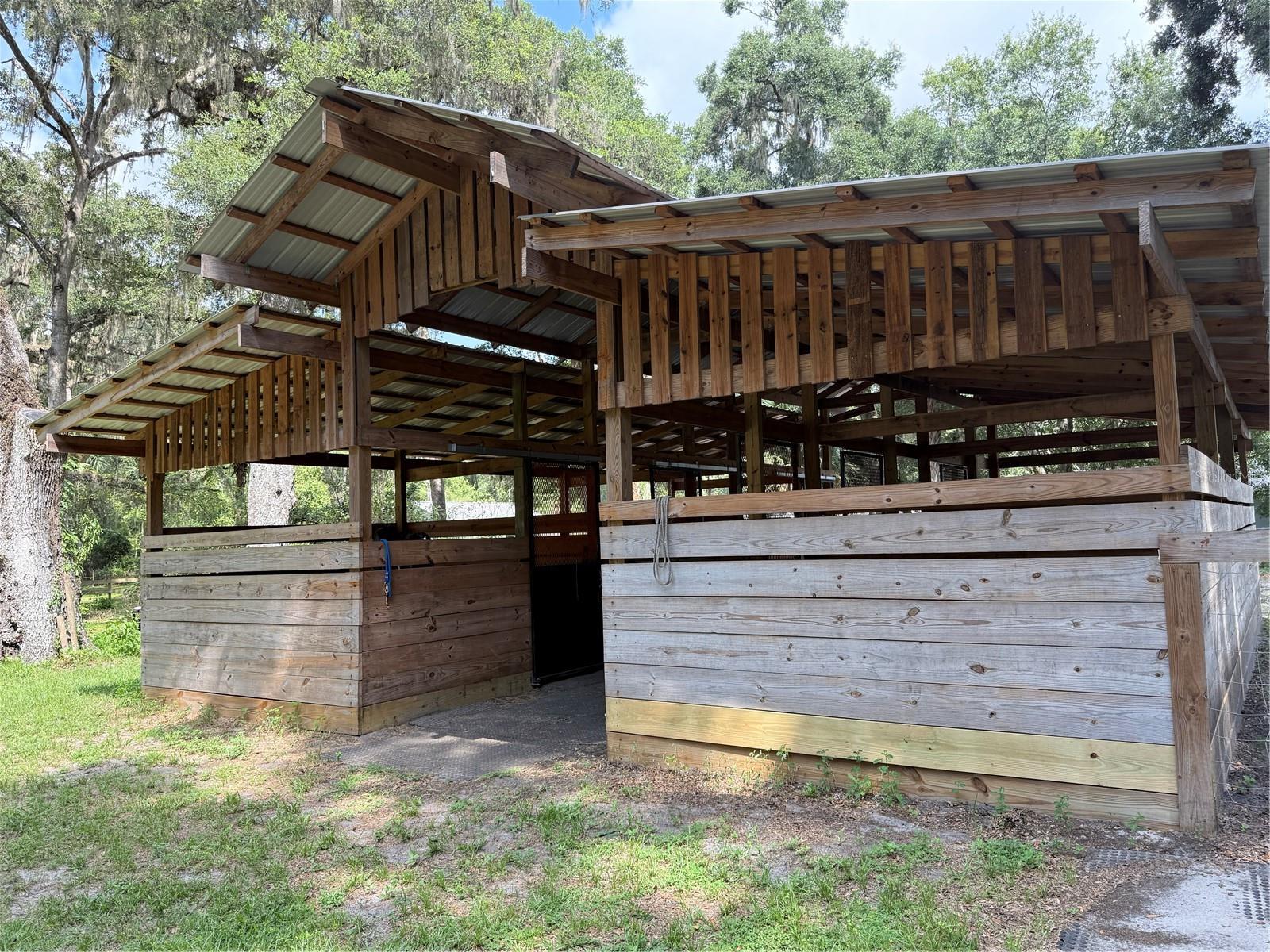 MEADOWBROOK RANCHES - Residential