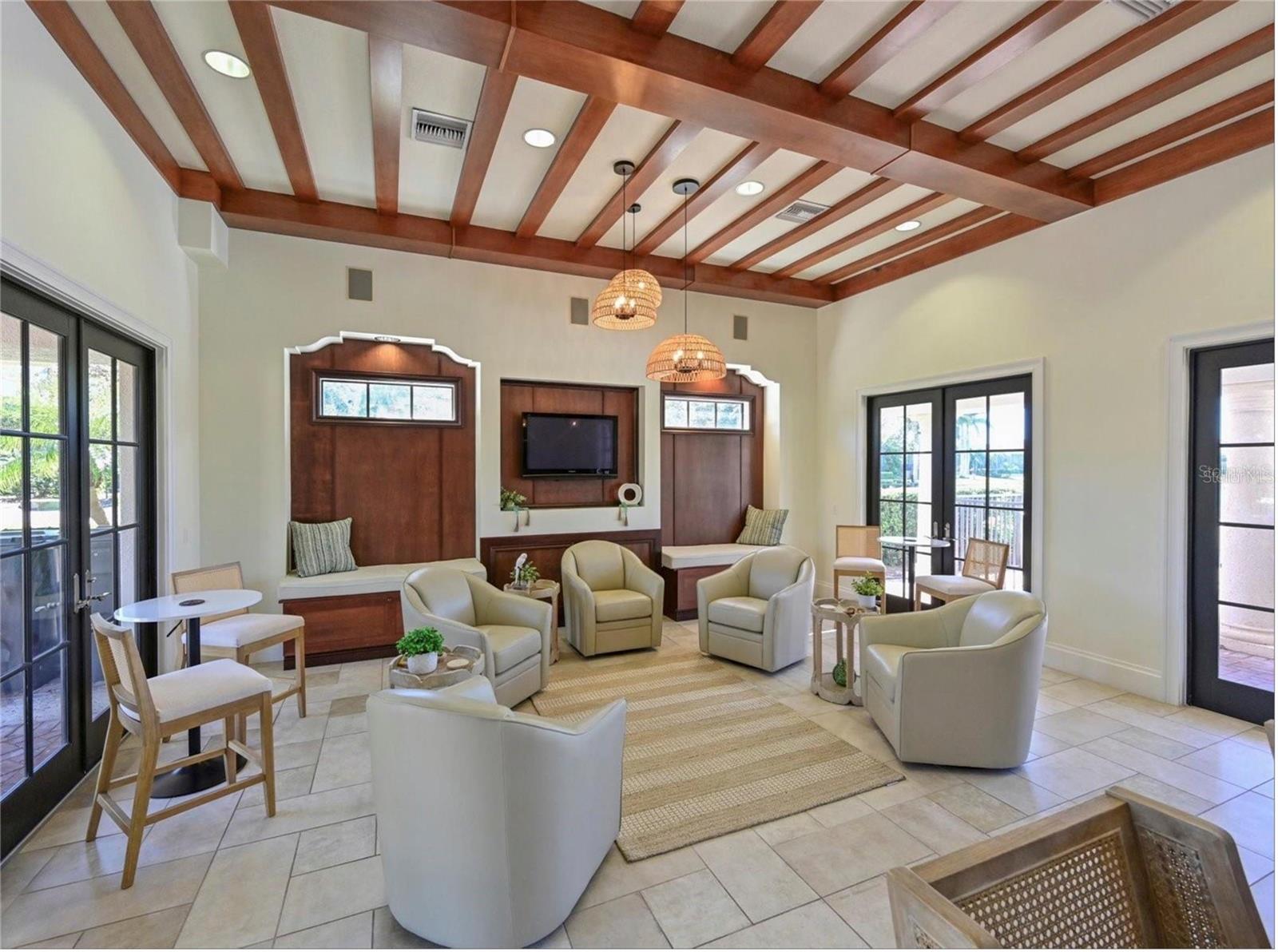 LEGENDS BAY - Residential