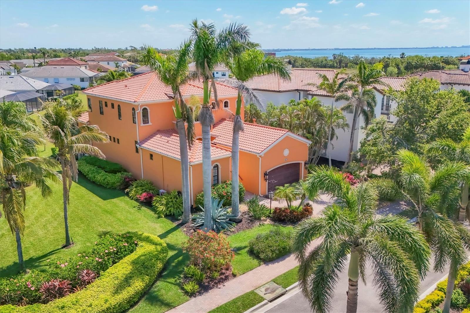 6211 LEGENDS BOULEVARD
