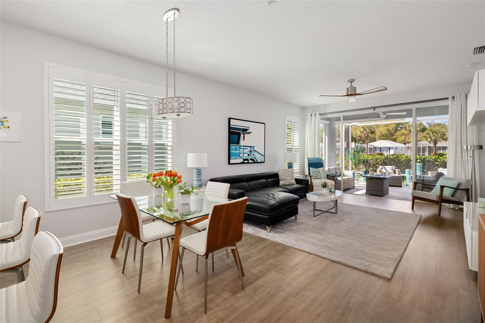 8109 - THE VILLAS 1 OF WATERSIDE VILLAGE - Residential