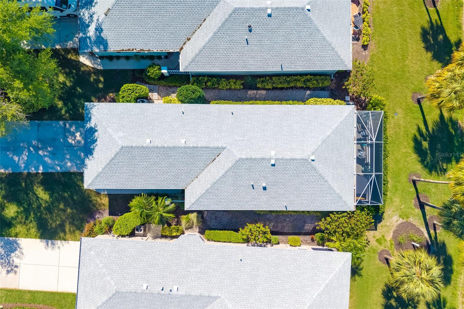 8109 - THE VILLAS 1 OF WATERSIDE VILLAGE - Residential