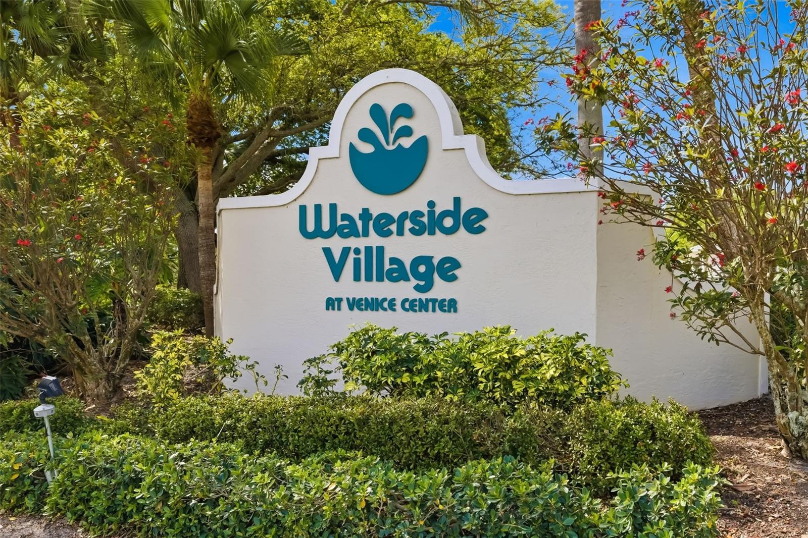8109 - THE VILLAS 1 OF WATERSIDE VILLAGE - Residential