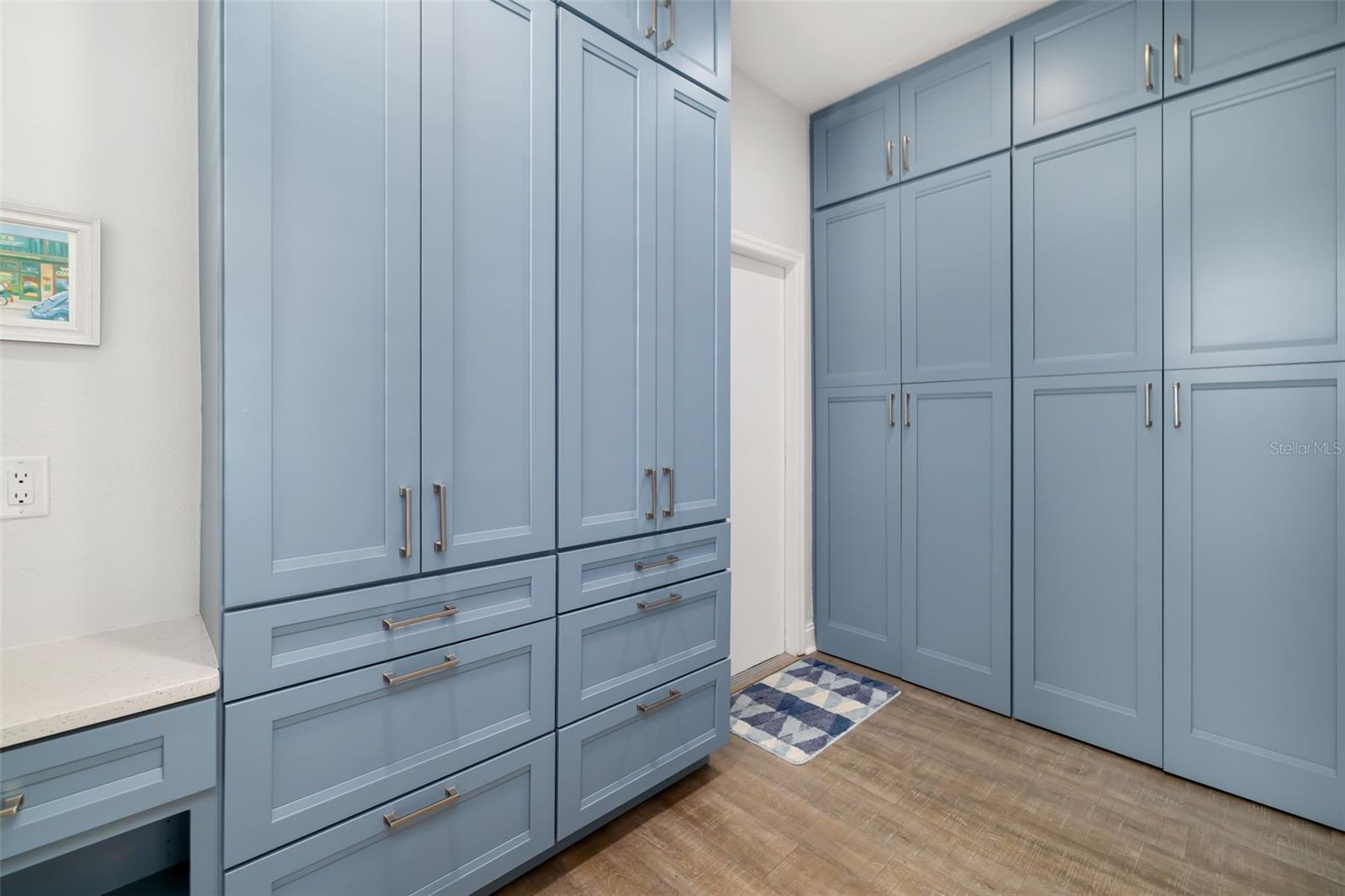 8109 - THE VILLAS 1 OF WATERSIDE VILLAGE - Residential