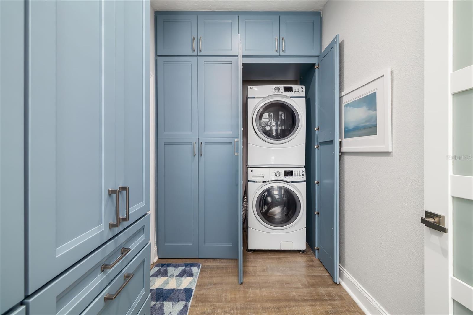 8109 - THE VILLAS 1 OF WATERSIDE VILLAGE - Residential