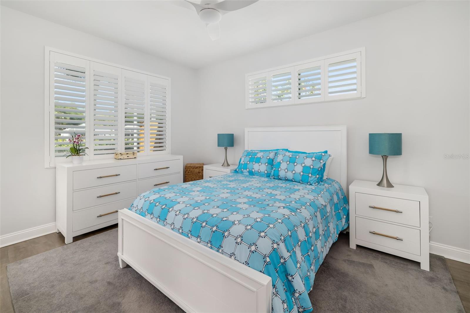 8109 - THE VILLAS 1 OF WATERSIDE VILLAGE - Residential