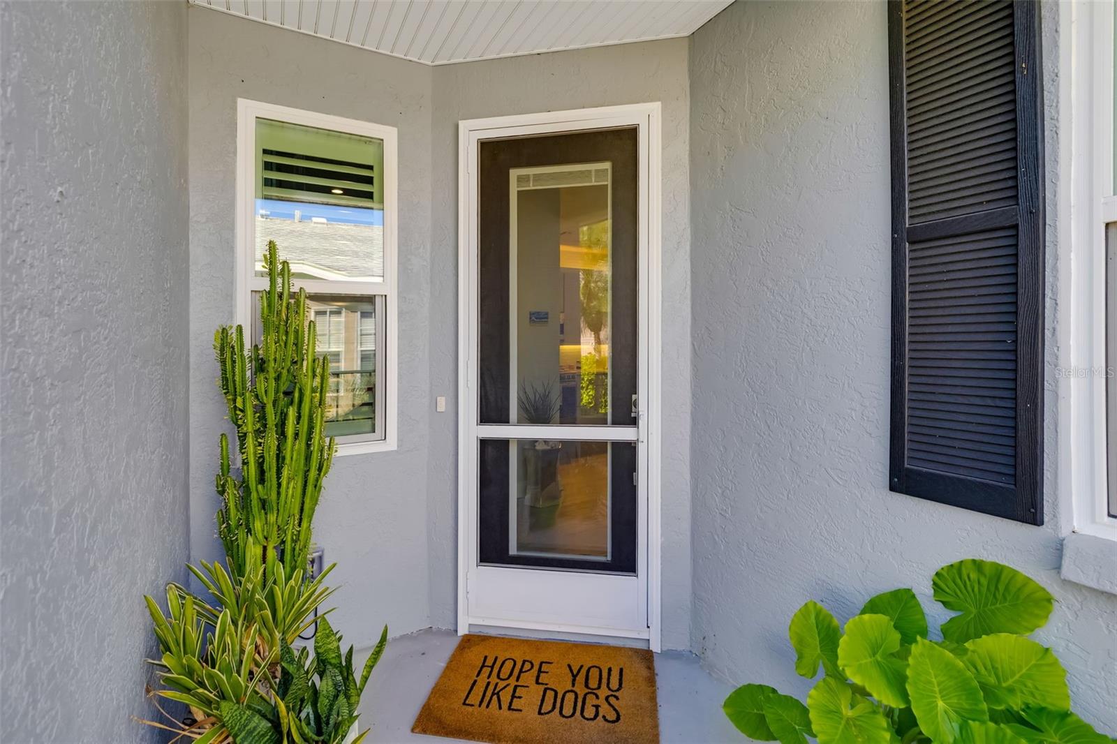 8109 - THE VILLAS 1 OF WATERSIDE VILLAGE - Residential