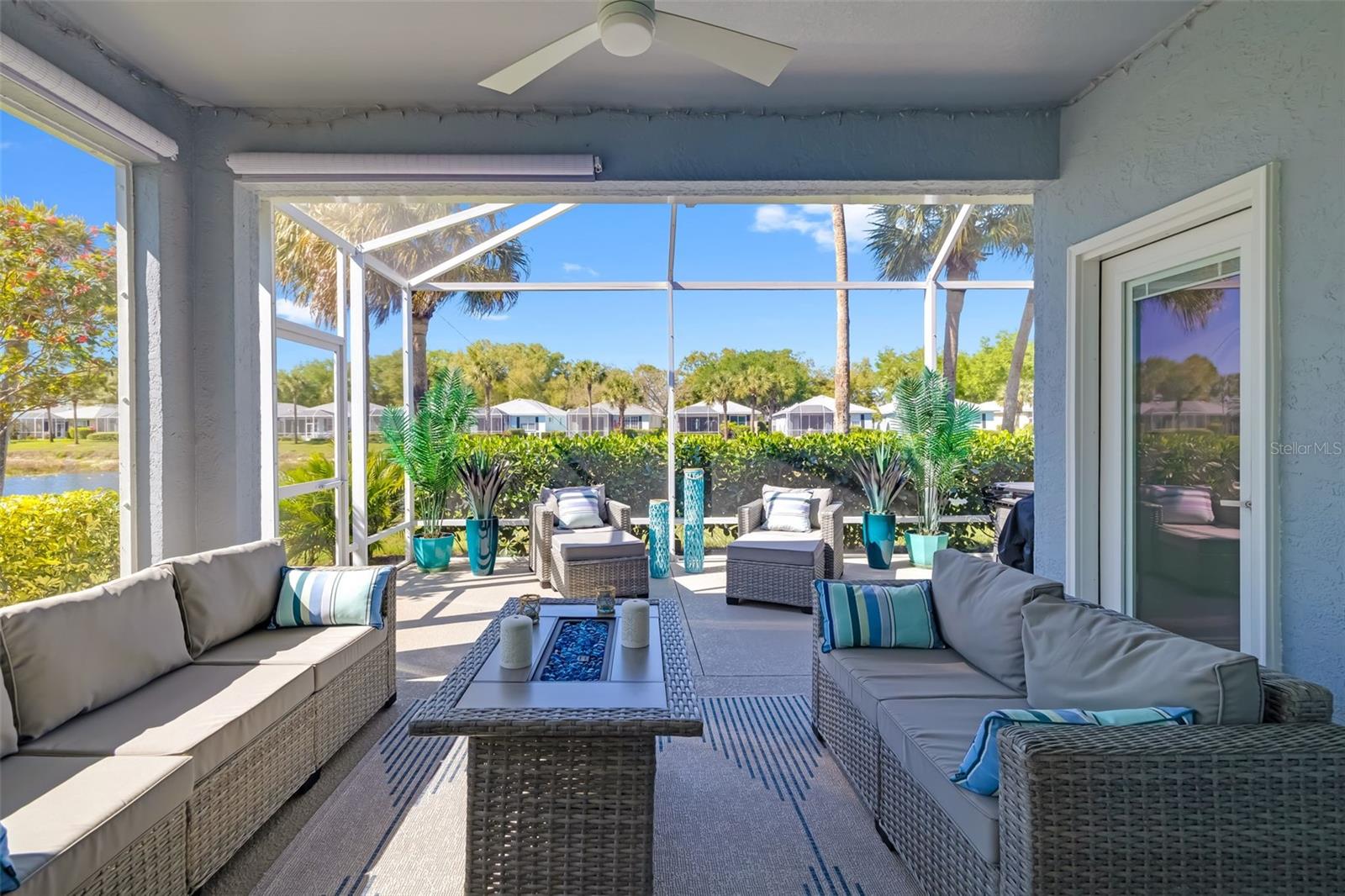 8109 - THE VILLAS 1 OF WATERSIDE VILLAGE - Residential