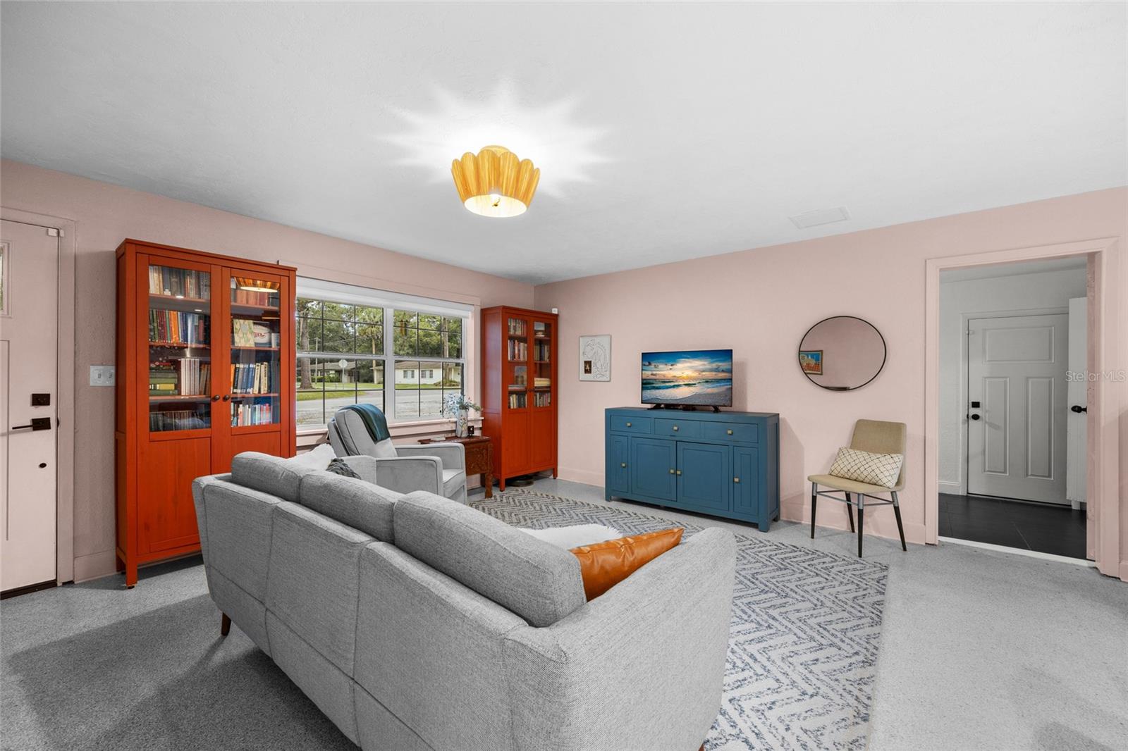 541 NE 10TH STREET