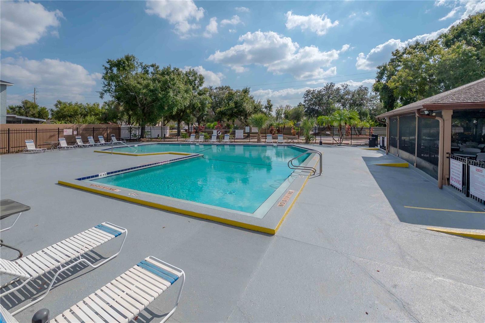 HEATHER LAKES UNIT XXVII PH - Residential