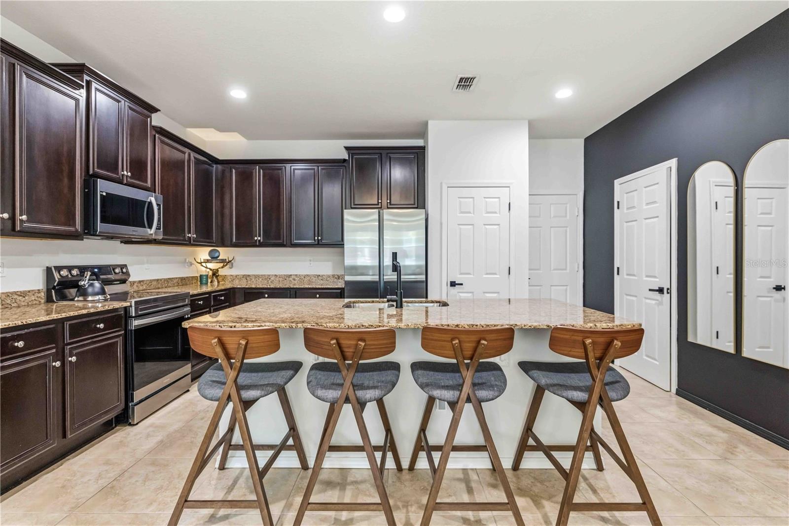 MAGNOLIA PARK CENTRAL PH A - Residential