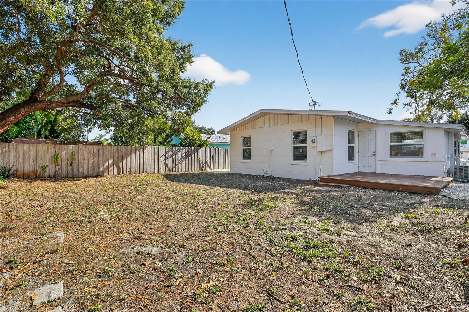 RUSTIC LODGE - Residential