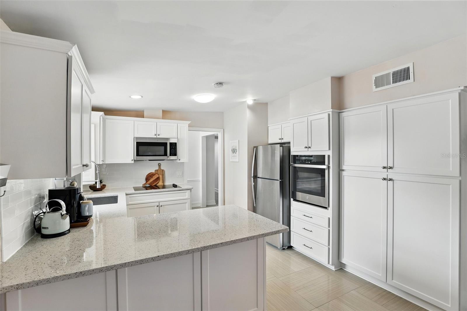 DOMMERICH HILLS FIRST ADD - Residential