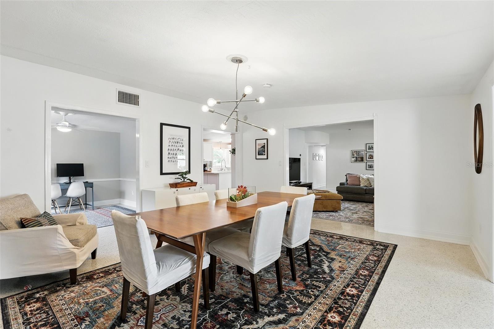 DOMMERICH HILLS FIRST ADD - Residential