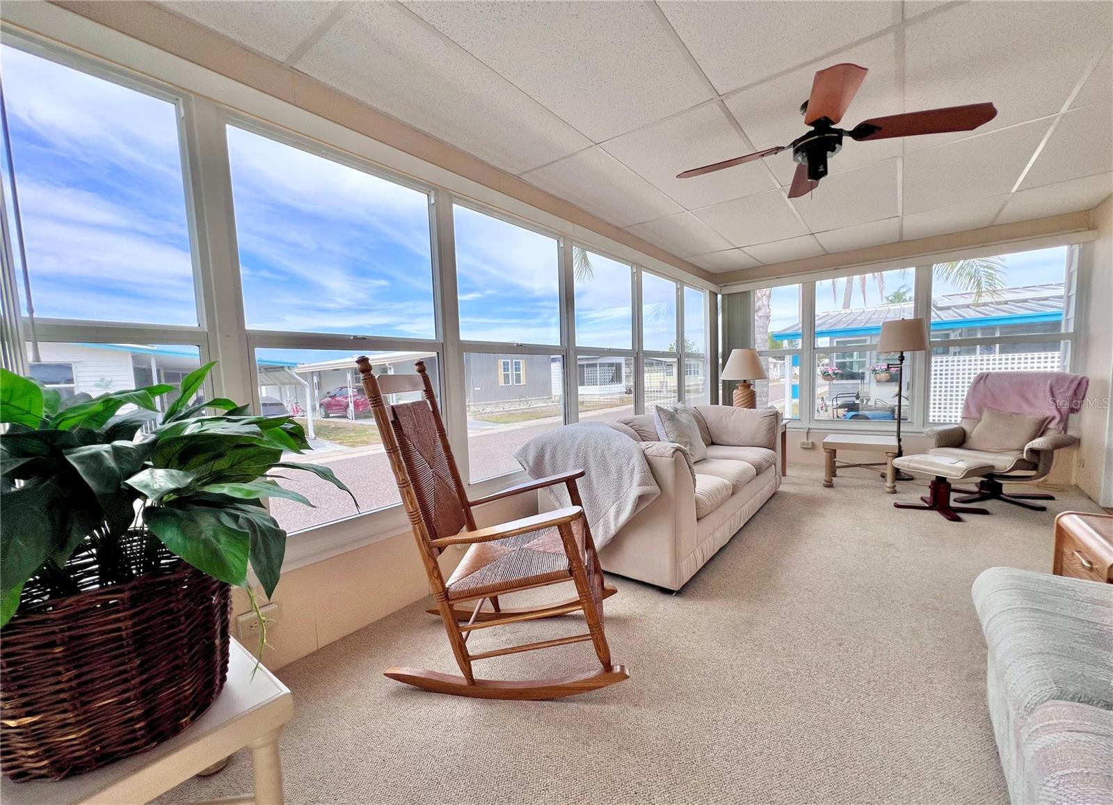 1100 BELCHER ROAD S 663