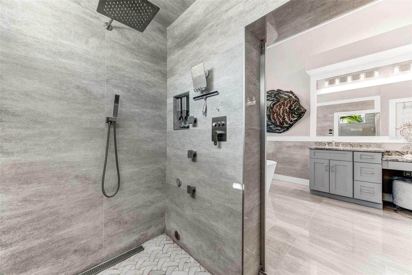 THE VILLAS AT ANDALUCIA - Residential