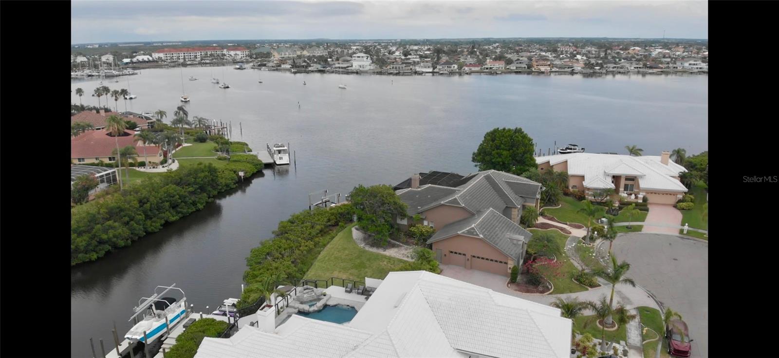 THE VILLAS AT ANDALUCIA - Residential