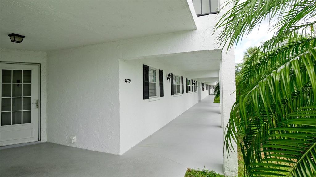 Photo of 4809 Independence Drive, Bradenton, FL 34210 (MLS # A4667261)