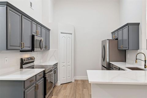 Tiny photo for 14820 County Road 561a, Clermont, FL 34715 (MLS # G5111004)