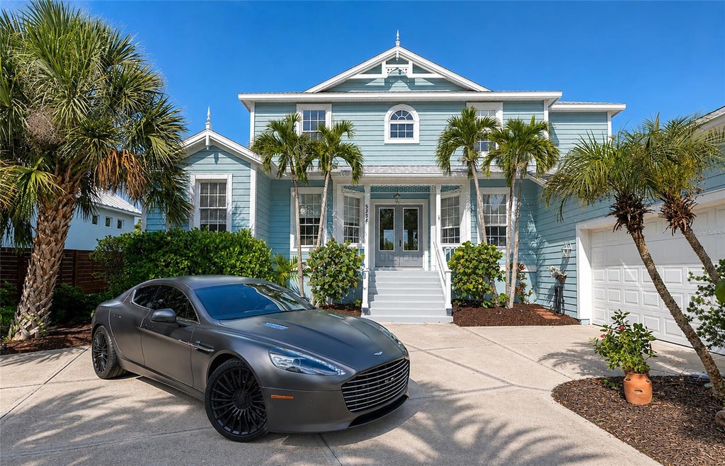Photo of 5334 Calle Florida, Sarasota, FL 34242 (MLS # A4703192)