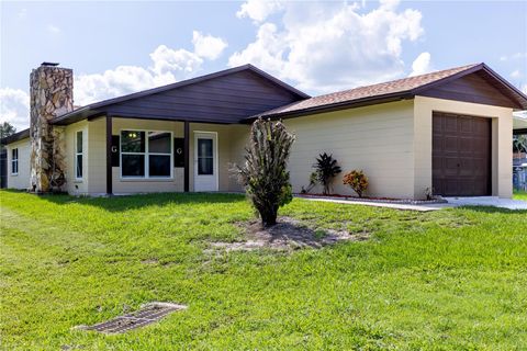 A home in LAKELAND