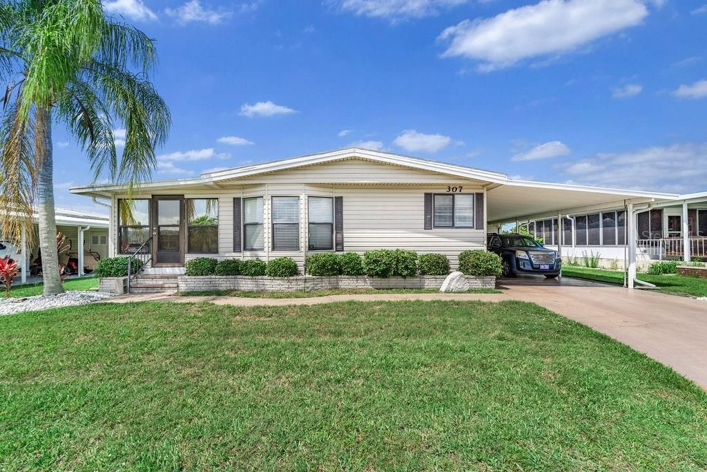 Photo of 307 Avenue Of Dukes, Nokomis, FL 34275 (MLS # A4698111)