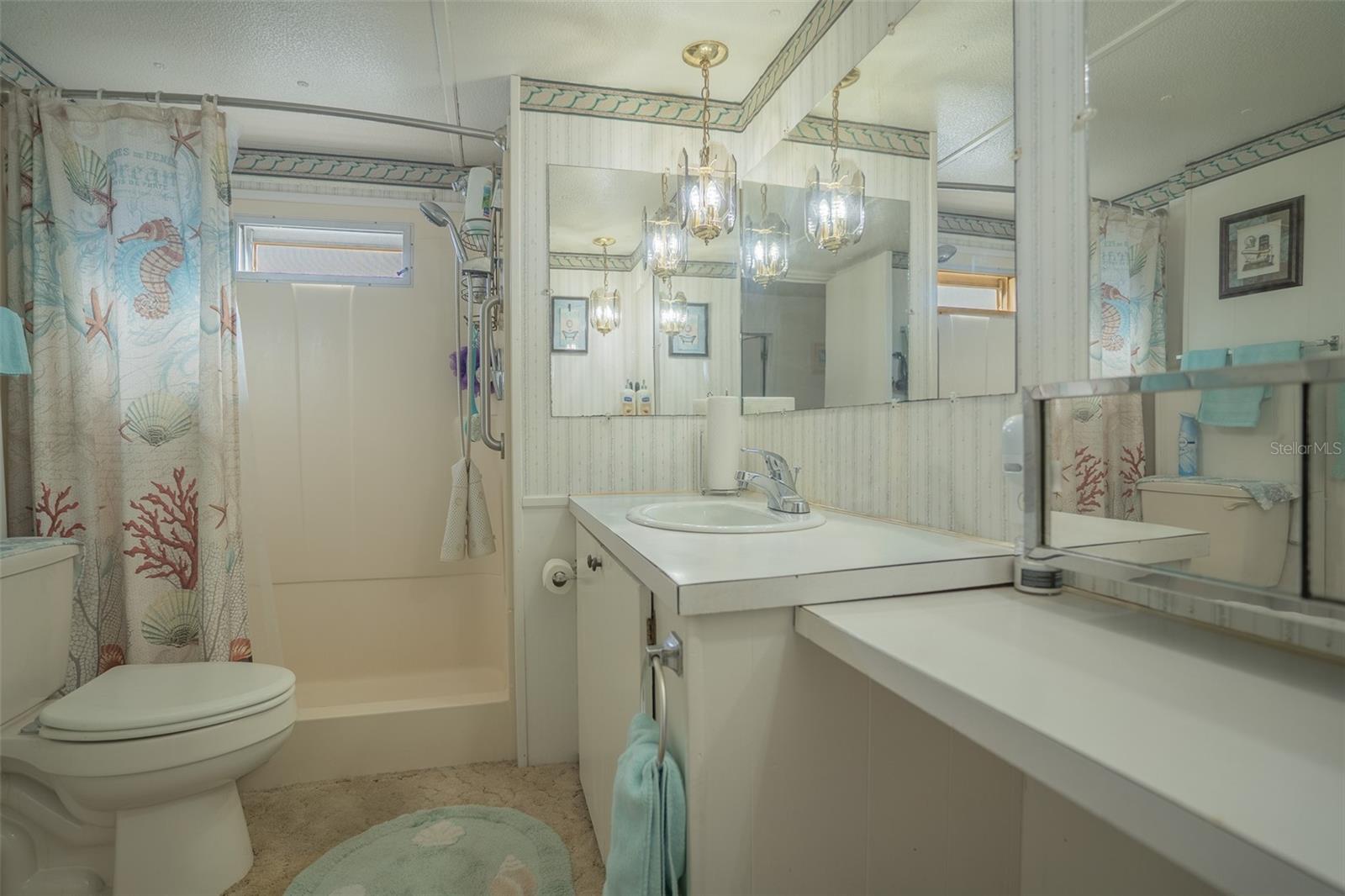 OAKS ROYAL MOBILE HOME SUB - Residential