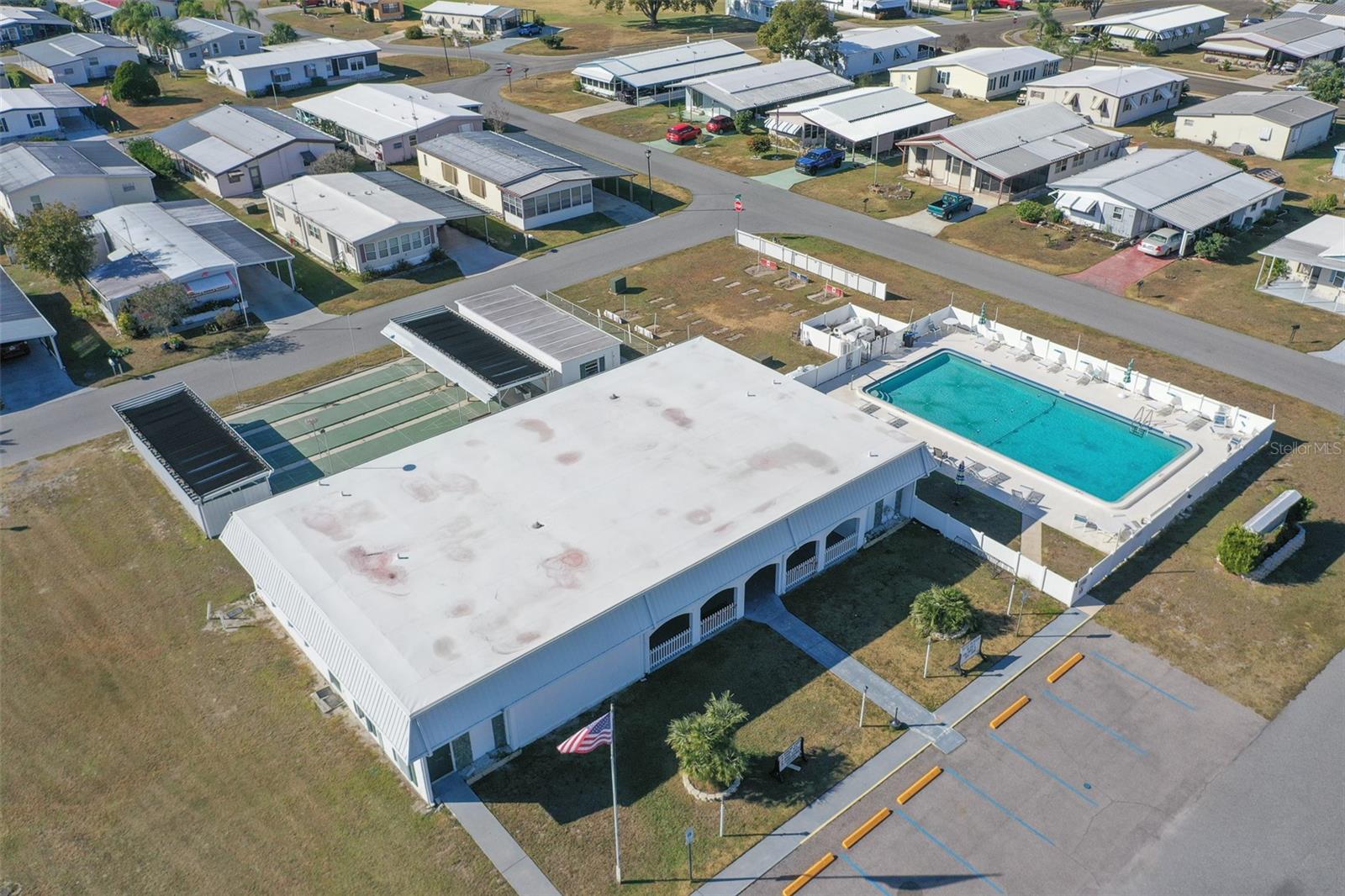 OAKS ROYAL MOBILE HOME SUB - Residential