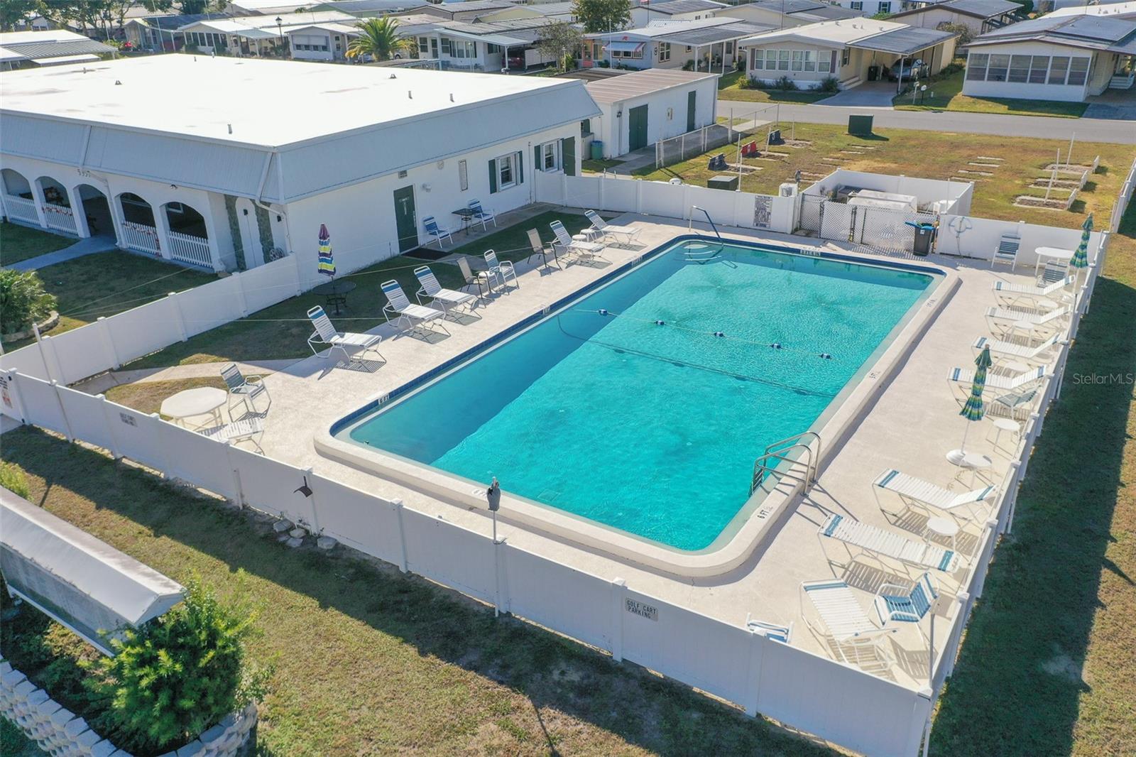 OAKS ROYAL MOBILE HOME SUB - Residential