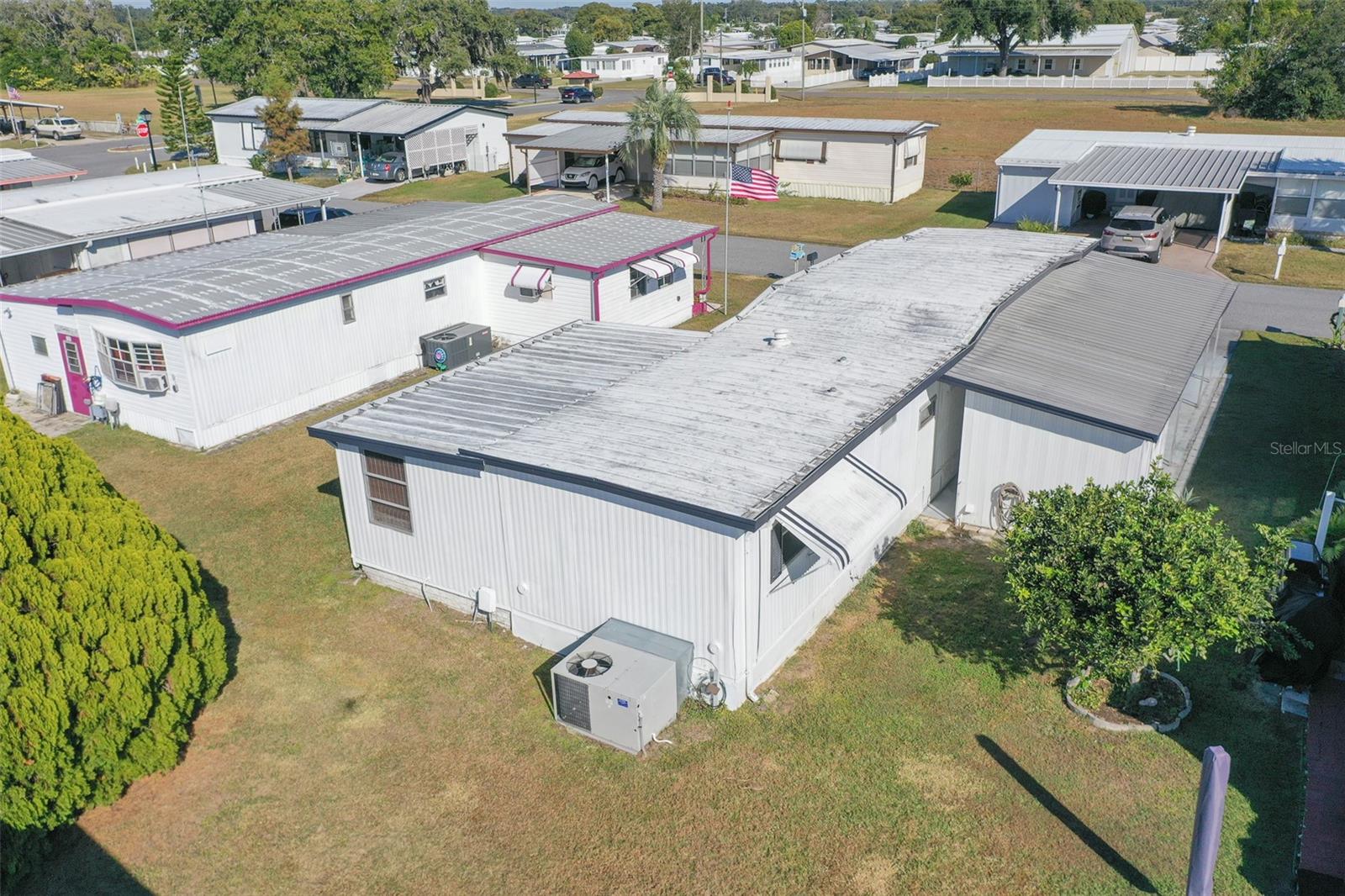 OAKS ROYAL MOBILE HOME SUB - Residential