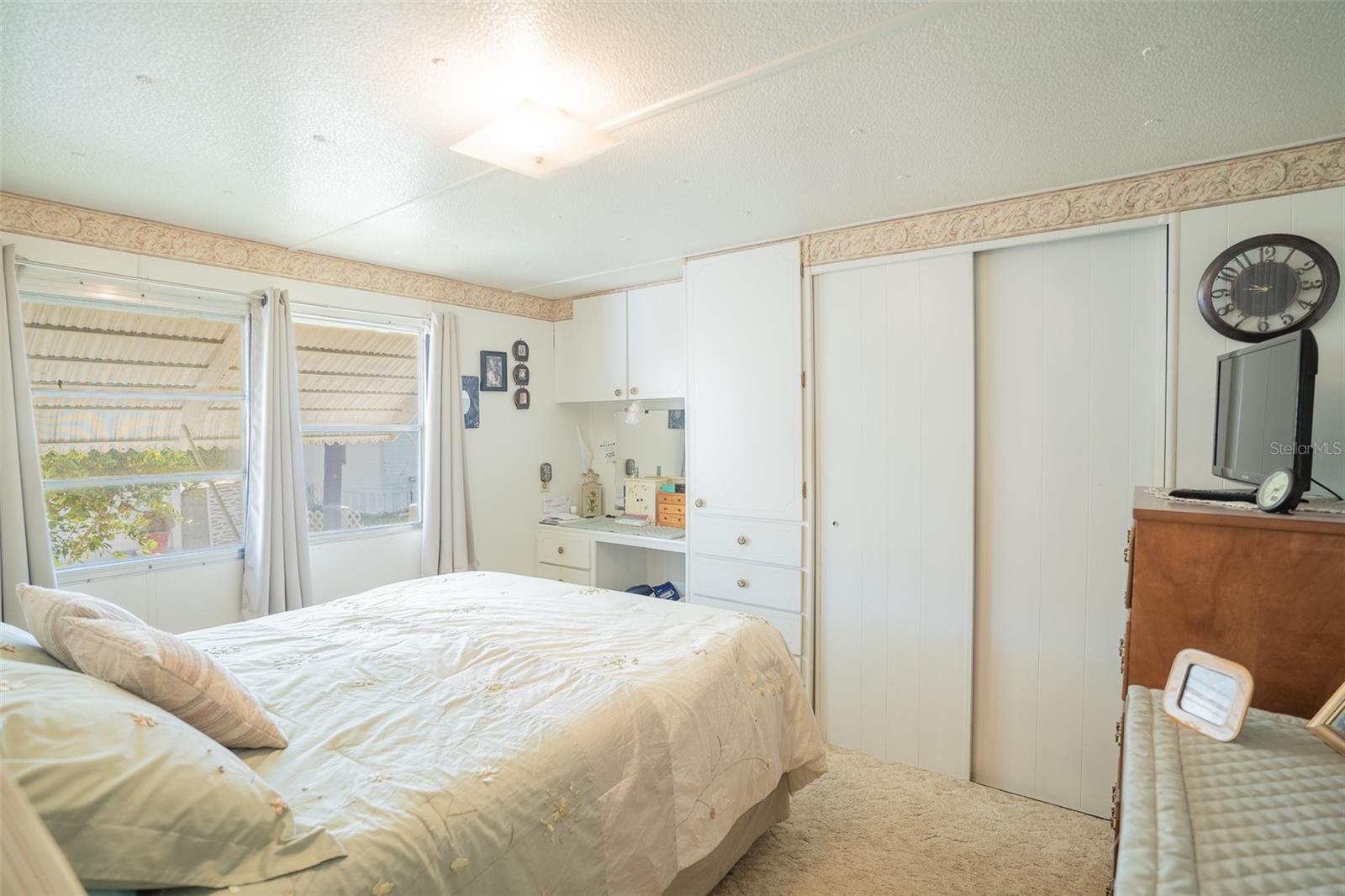 OAKS ROYAL MOBILE HOME SUB - Residential