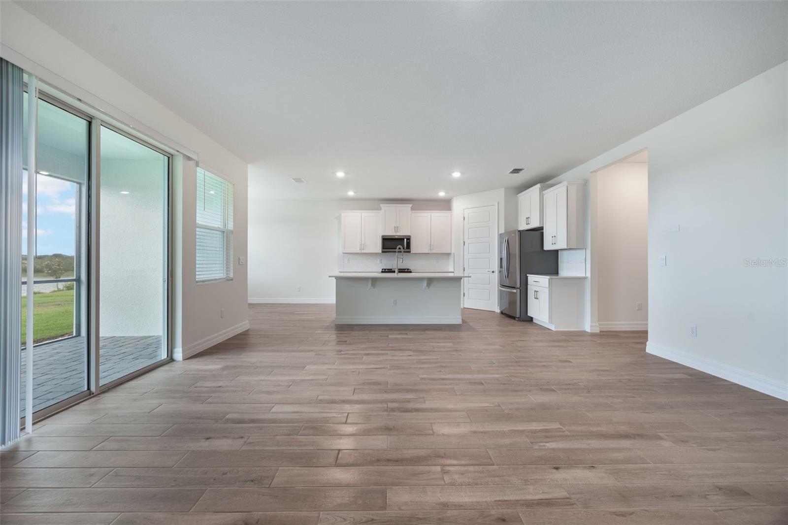 LAKES OF MOUNT DORA - Residential