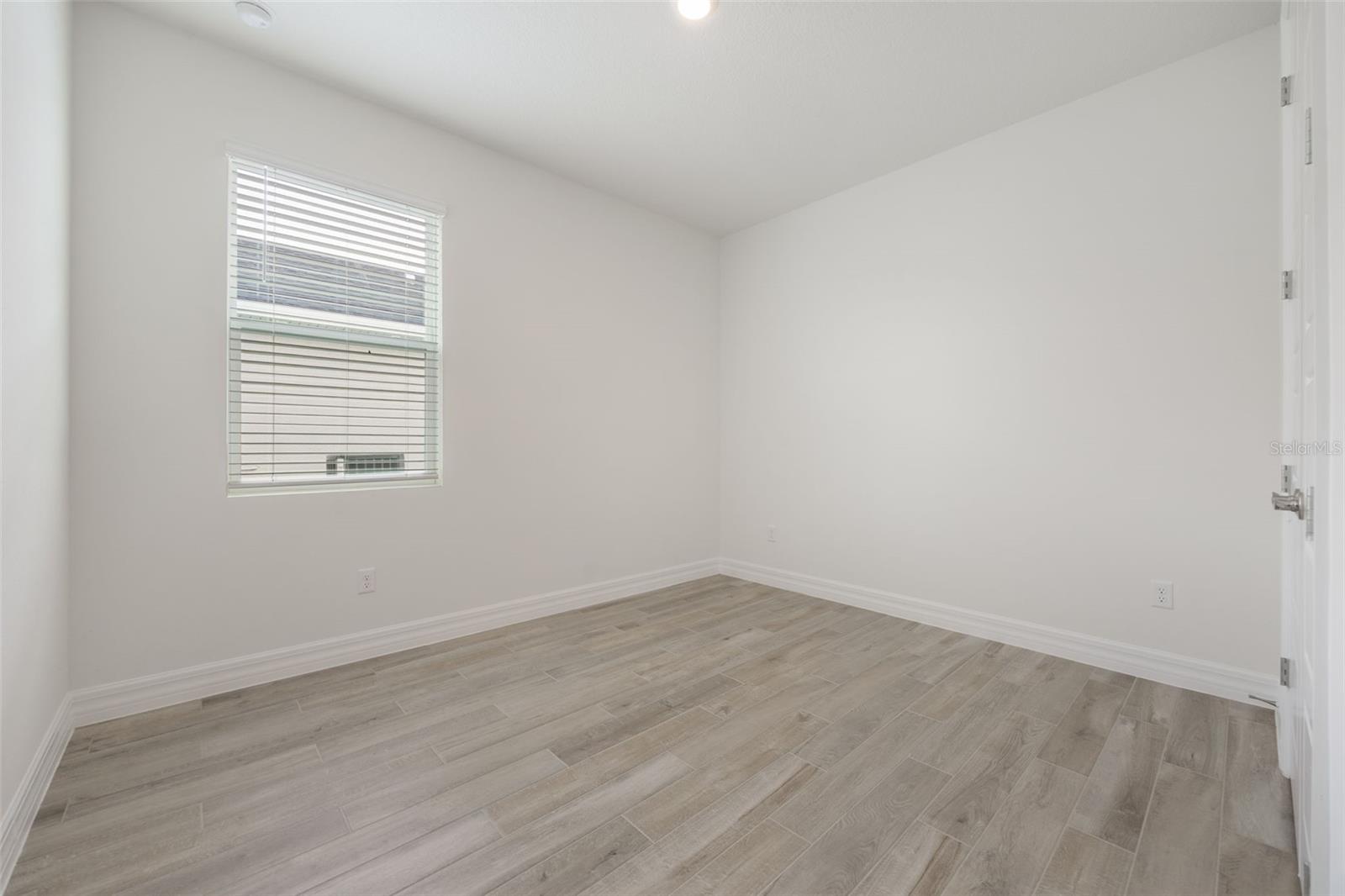 LAKES OF MOUNT DORA - Residential