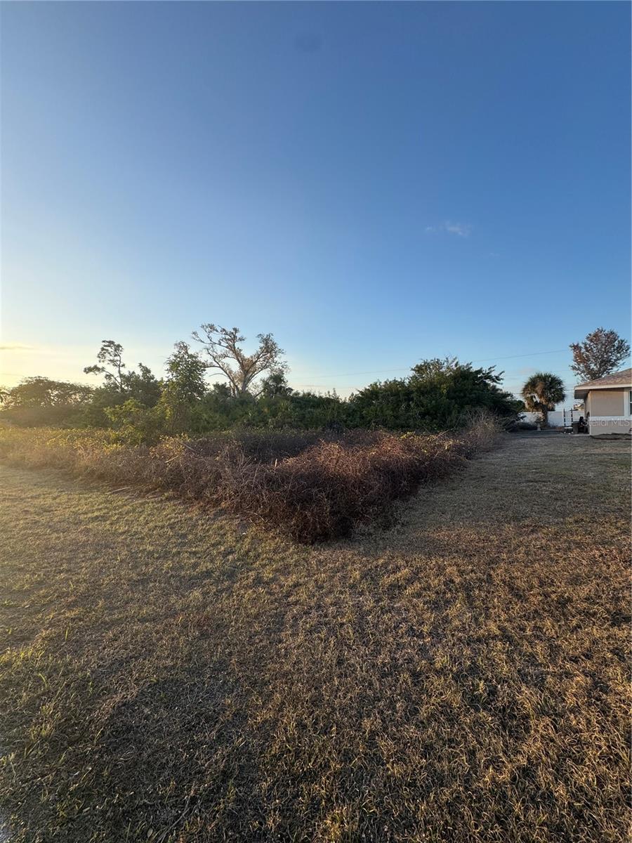 PORT CHARLOTTE SEC 064 - Land